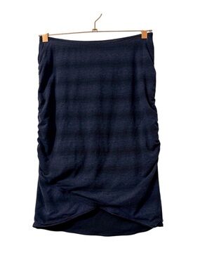 Lululemon Breezy Skirt Reversible Black/Capilano Stripe Heathered Inkwell Size 6
